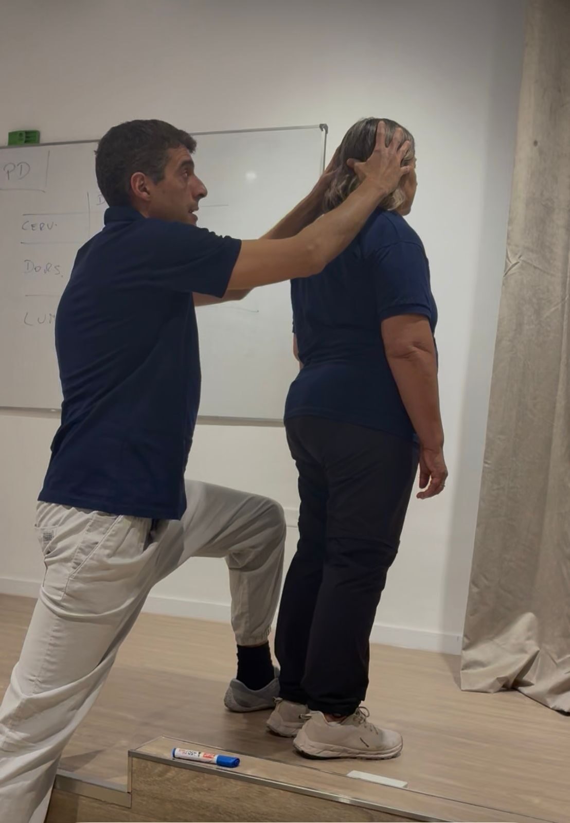 Evaluación postural durante una clase presencial